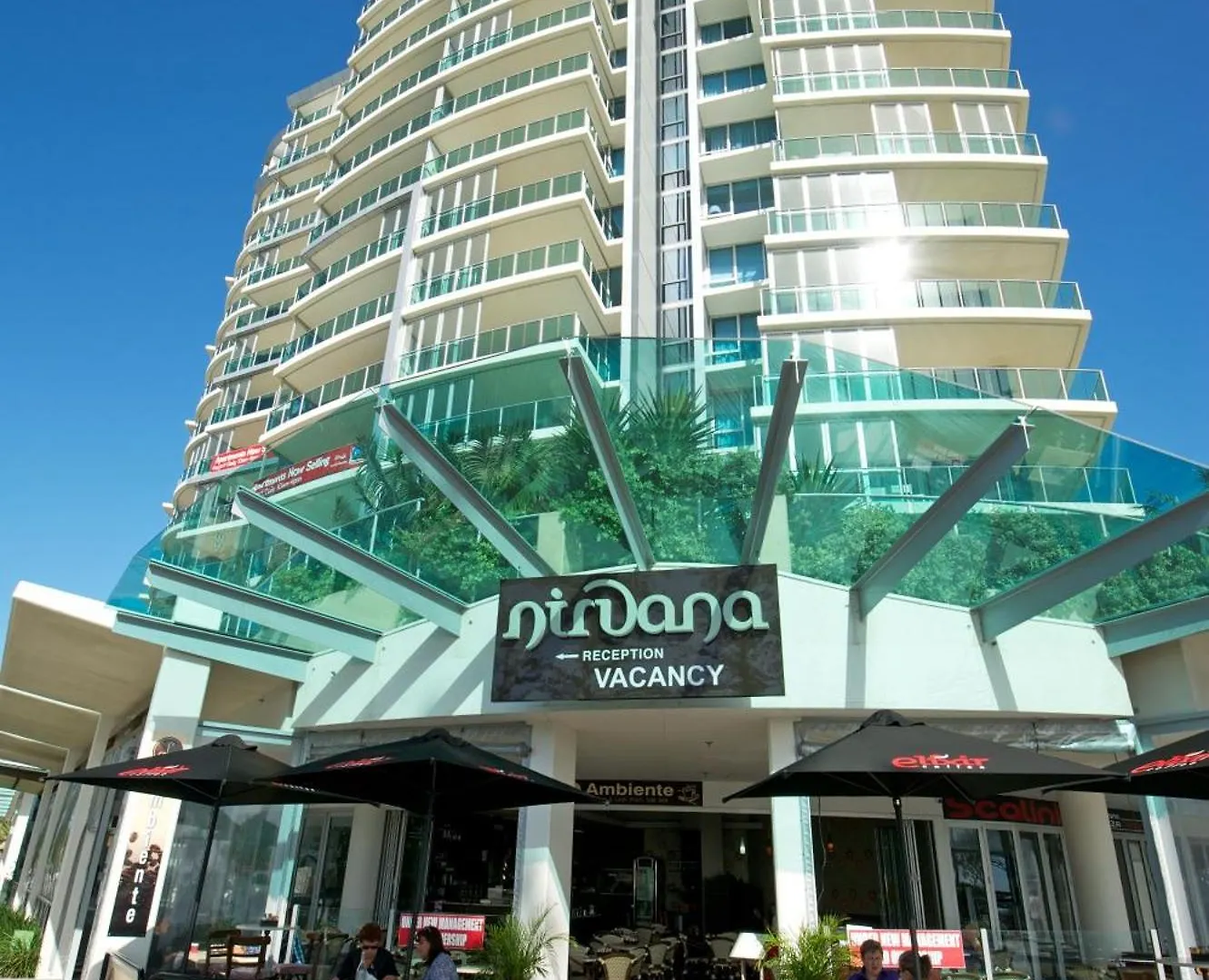 Aparthotel Nirvana By The Sea Gold Coast